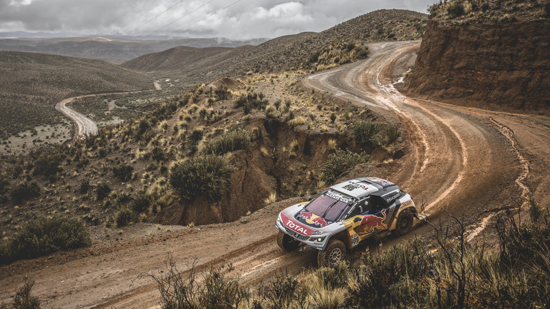 Dakar 2017/3008 DKR Peugeot. Vince Loeb, &ldquo;Peter&rdquo; in testa, tre Peugeot al comando