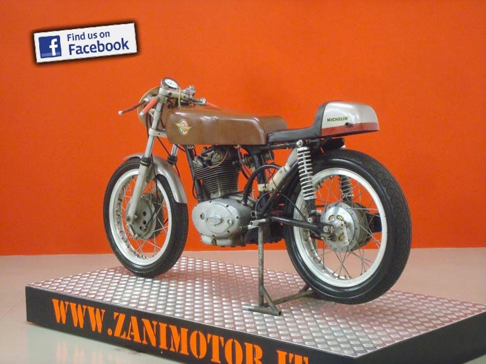 Ducati 250 COMPETIZIONE (6)