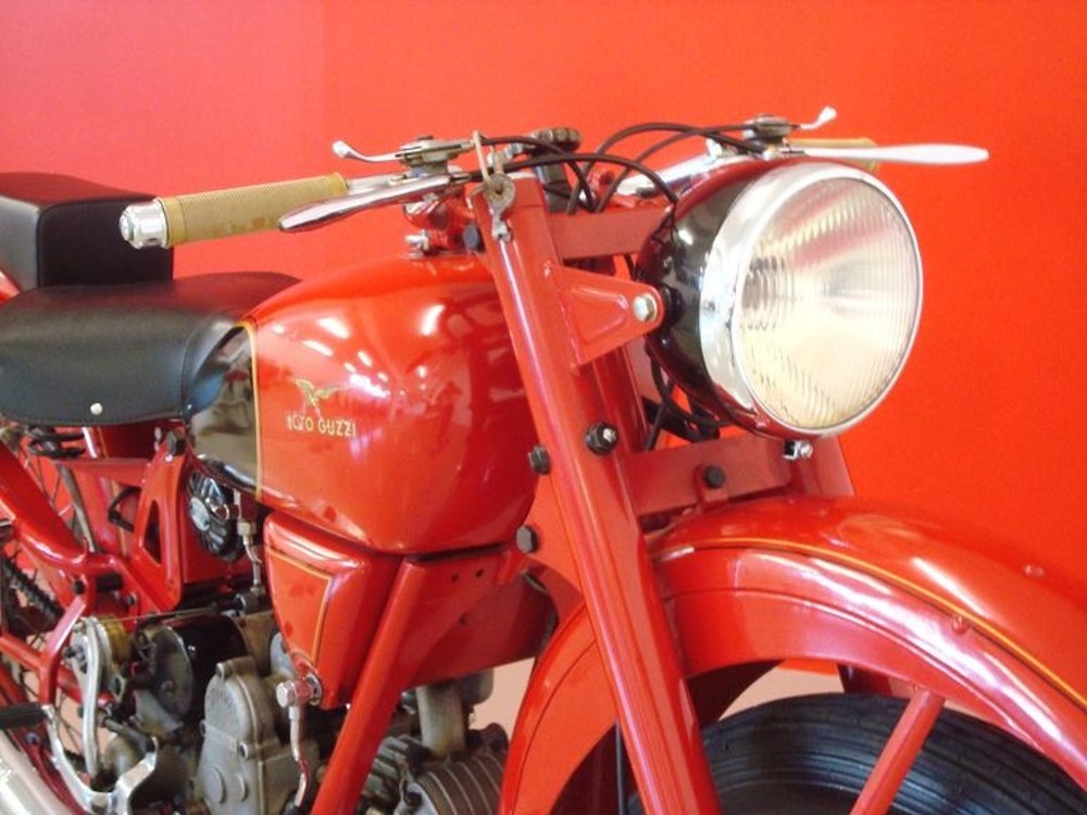Moto Guzzi AIRONE 250 SPORT (6)