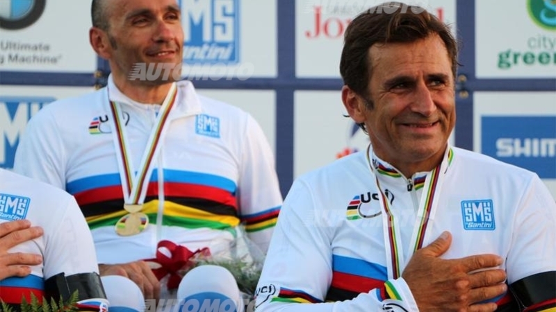 Zanardi &egrave; Campione del Mondo 2014 di handbike. Sua la staffetta iridata