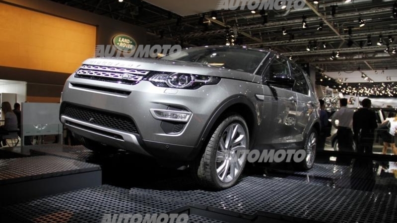 Land Rover al Salone di Parigi 2014