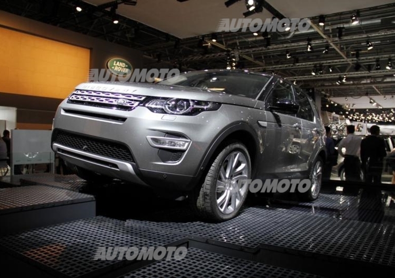 Land Rover al Salone di Parigi 2014