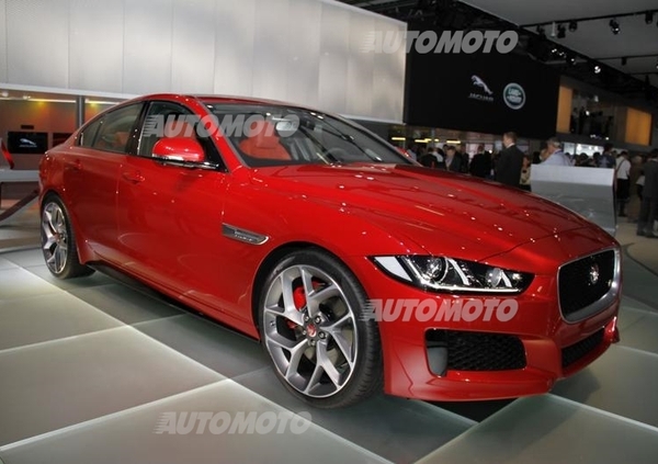 Jaguar al Salone di Parigi 2014