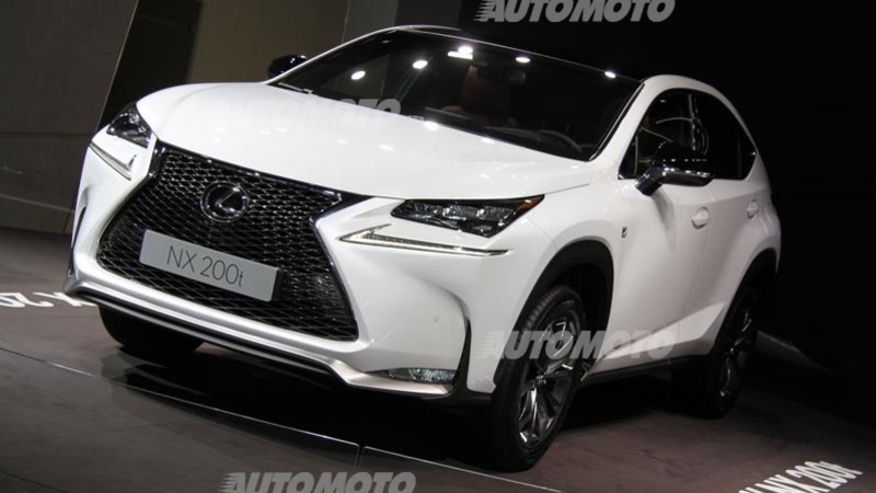 Lexus al Salone di Parigi 2014