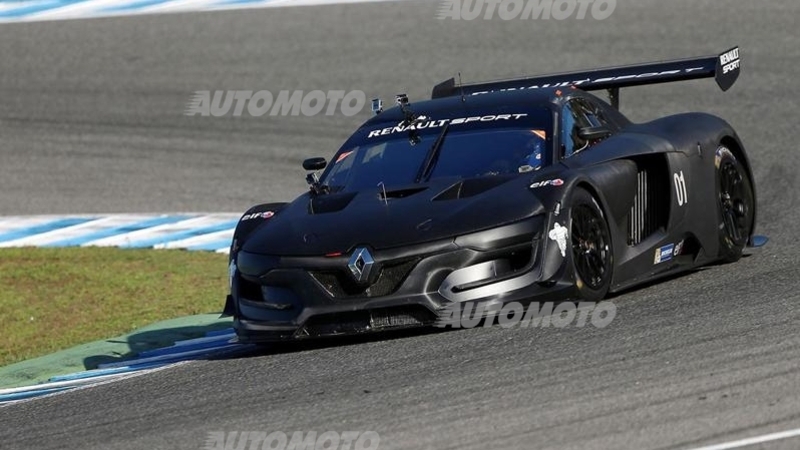 Renault R.S. 01: Prost compie i primi giri in pubblico