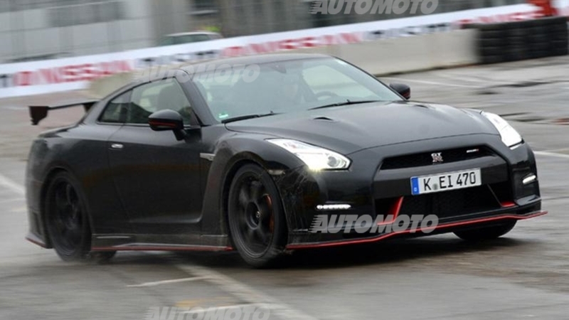 Bologna Motor Show 2014: tutti in pista con Nissan GT-R e Juke R. E non solo...