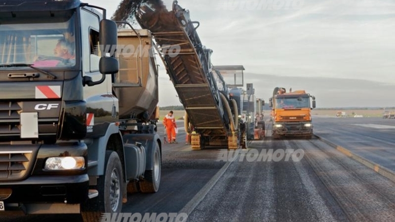 L&#039;Italia ricicla solo il 20% dell&#039;asfalto. &laquo;Evidentemente preferiamo le discariche&raquo;