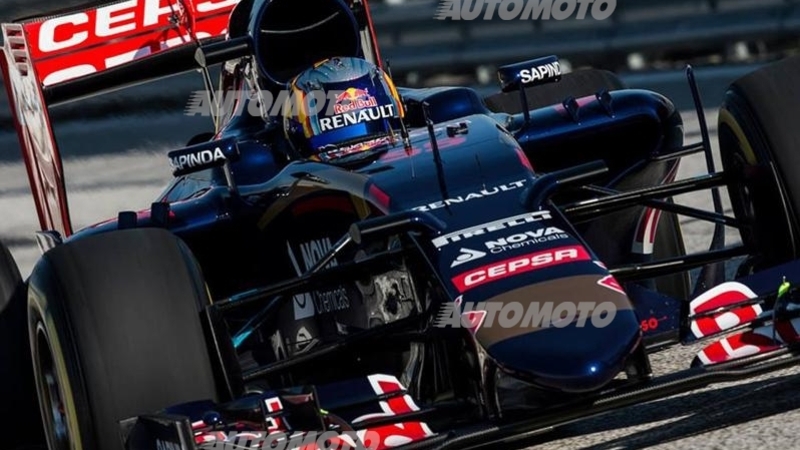 Toro Rosso STR10: la monoposto 2015 per i rookie Verstappen e Sainz