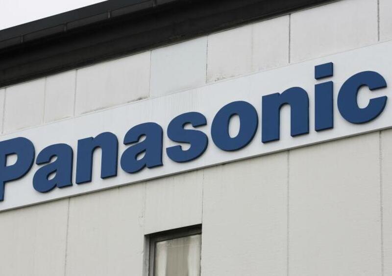 Tesla e Panasonic, insieme anche per la guida autonoma?
