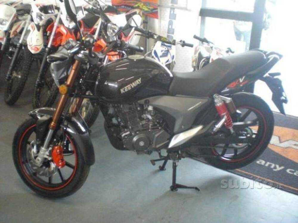Keeway Motor RKV 125 (2012 - 17) (2)