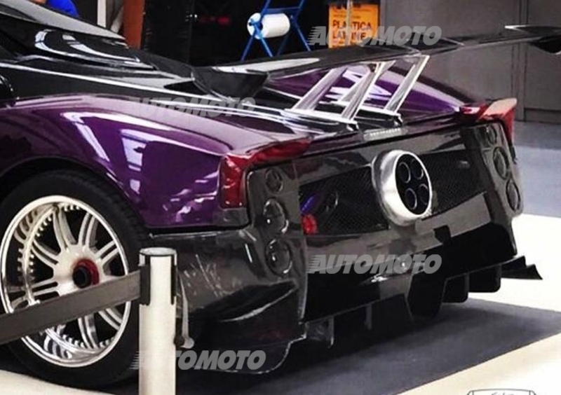 Pagani Zonda 760 ZoZo: 760 CV per un cliente giapponese