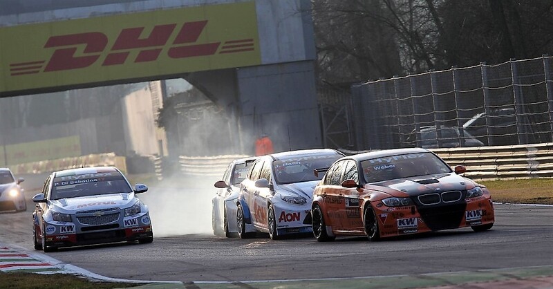 Il ponte durante una gara WTCC nei tempi recenti