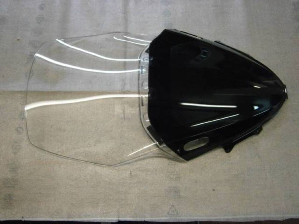 parabrezza yamaha tmax