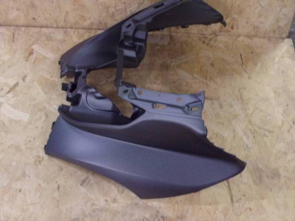 SCUDO CARENA ANTERIORE Piaggio (2)