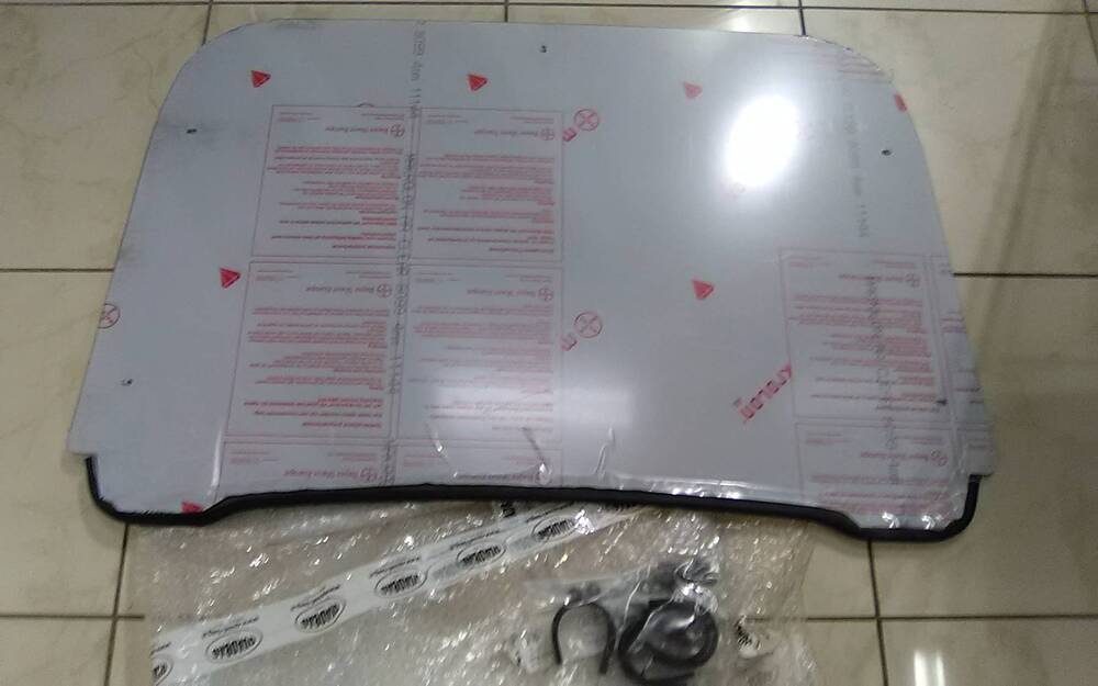 PARABREZZA POLARIS (2)