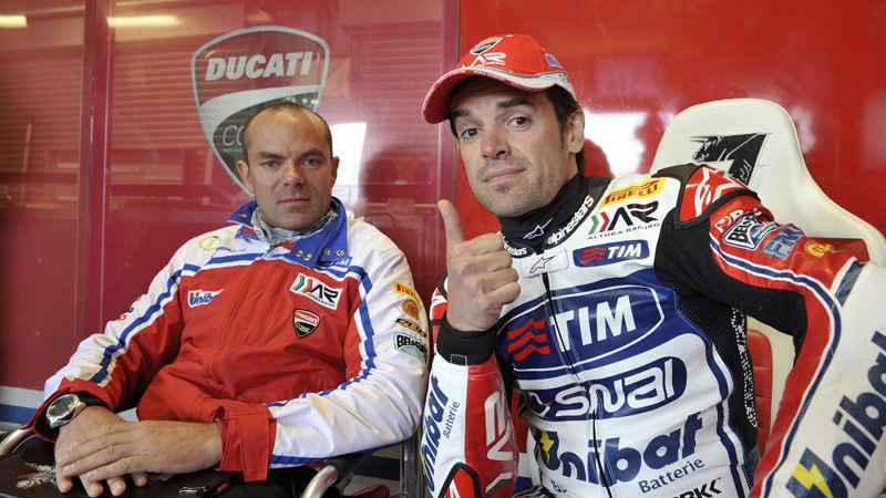 Test SBK 2015. Checa torna in sella alla Panigale al Mugello