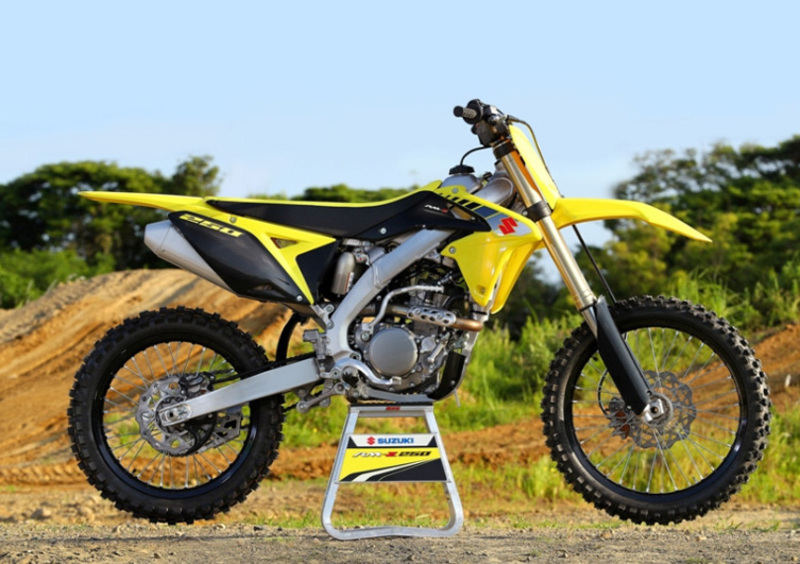 Valenti Racing RM-Z 250 RM-Z 250 (2017) (2)