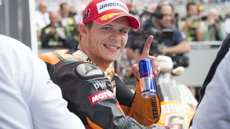 MotoGP 2015. Bradl operato con successo alla mano