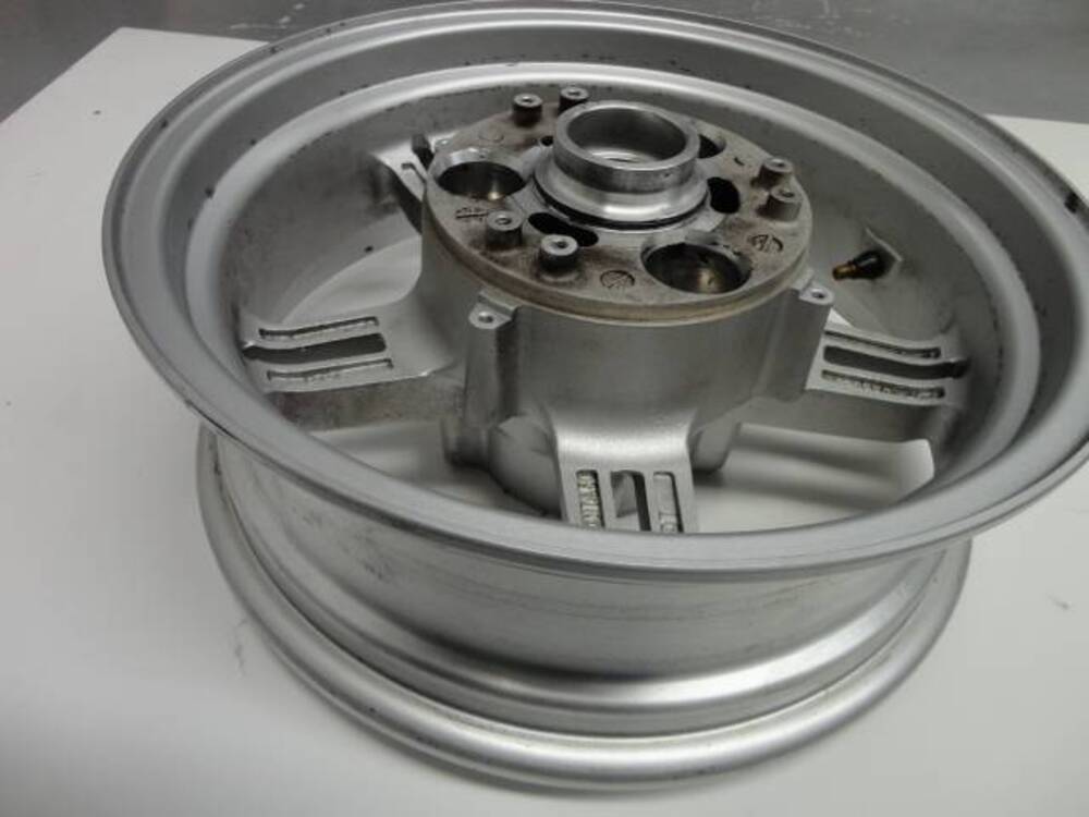 Cerchio Suzuki Burgman 650 ABS (2)