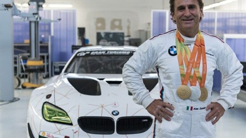 Zanardi: &quot;Le corse? Il primo amore non si scorda mai&quot; (Video)