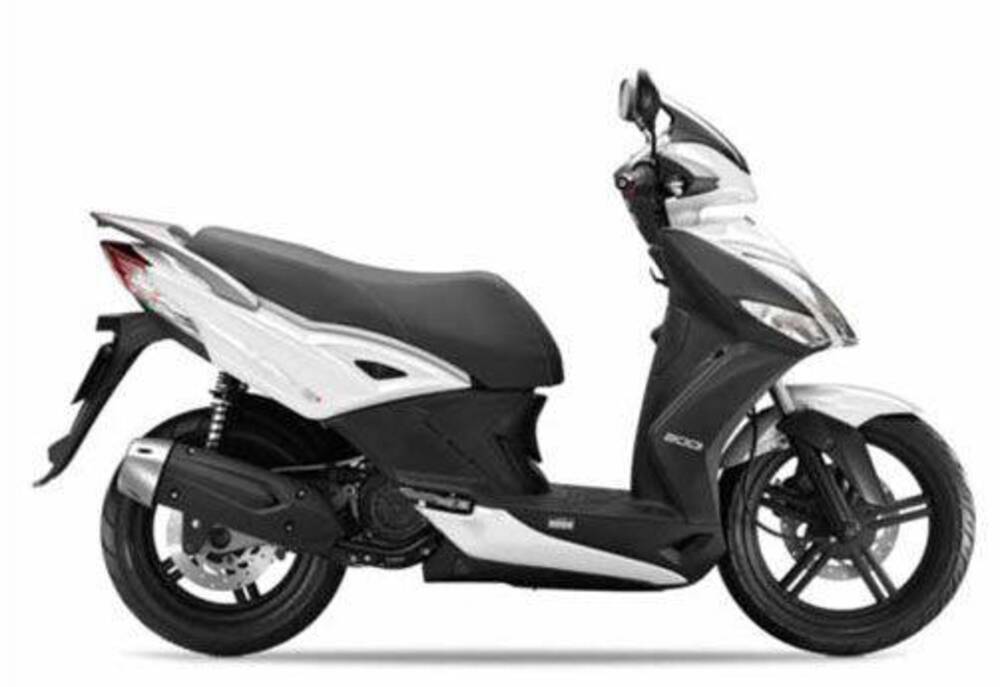 Kymco Agility 125i R16 + (2016 - 17) (2)