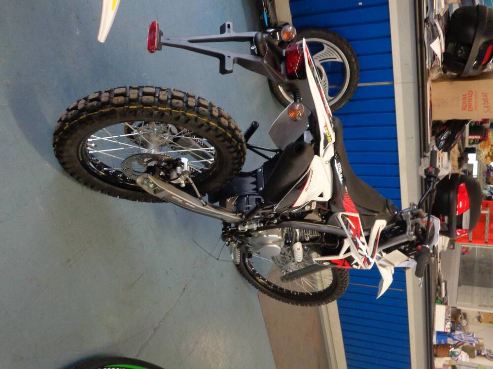 Rieju Marathon 125 AC (2012 - 16) (3)