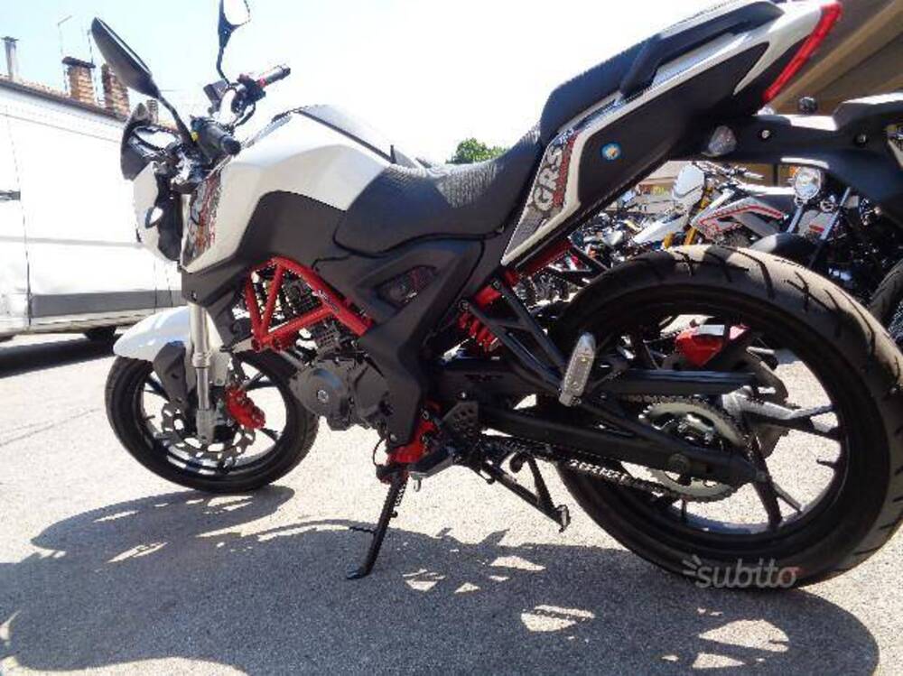 KSR Moto GRS 125 4T (2014 - 16) (2)