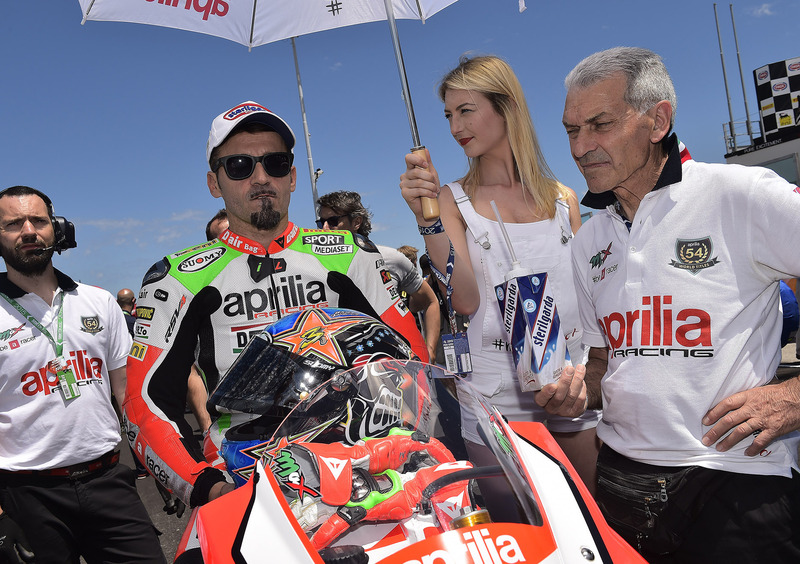 SBK 2015. Max Biaggi a Sepang, &egrave; ufficiale