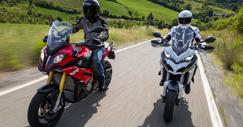 BMW S1000XR vs Ducati Multistrada 1200S 