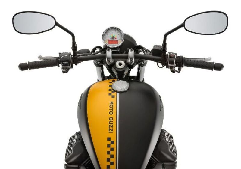 Moto Guzzi V9 V9 Bobber (2016 - 18) (8)