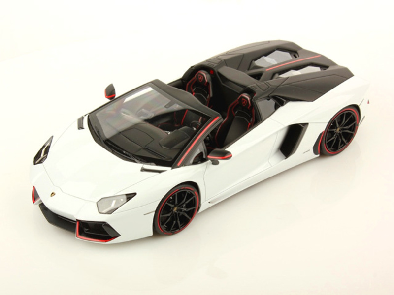 Lamborghini Aventador Cabrio 6.5 V12 LP700-4 Pirelli Edition Roadster