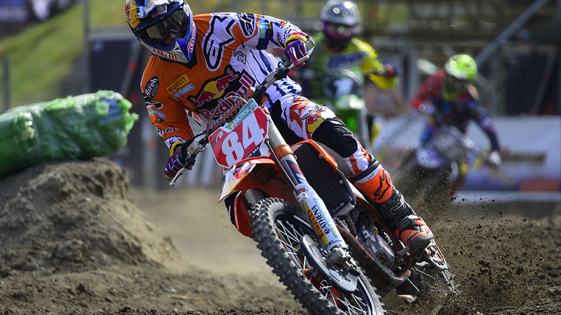 MXGP Svezia 2015. Il dito di Herlings dopo la caduta