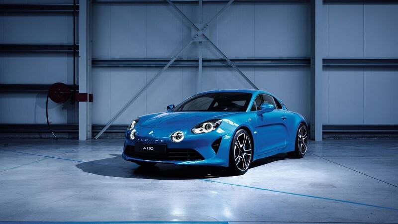 Nuova Alpine A110: le prime immagini ufficiali [Video]