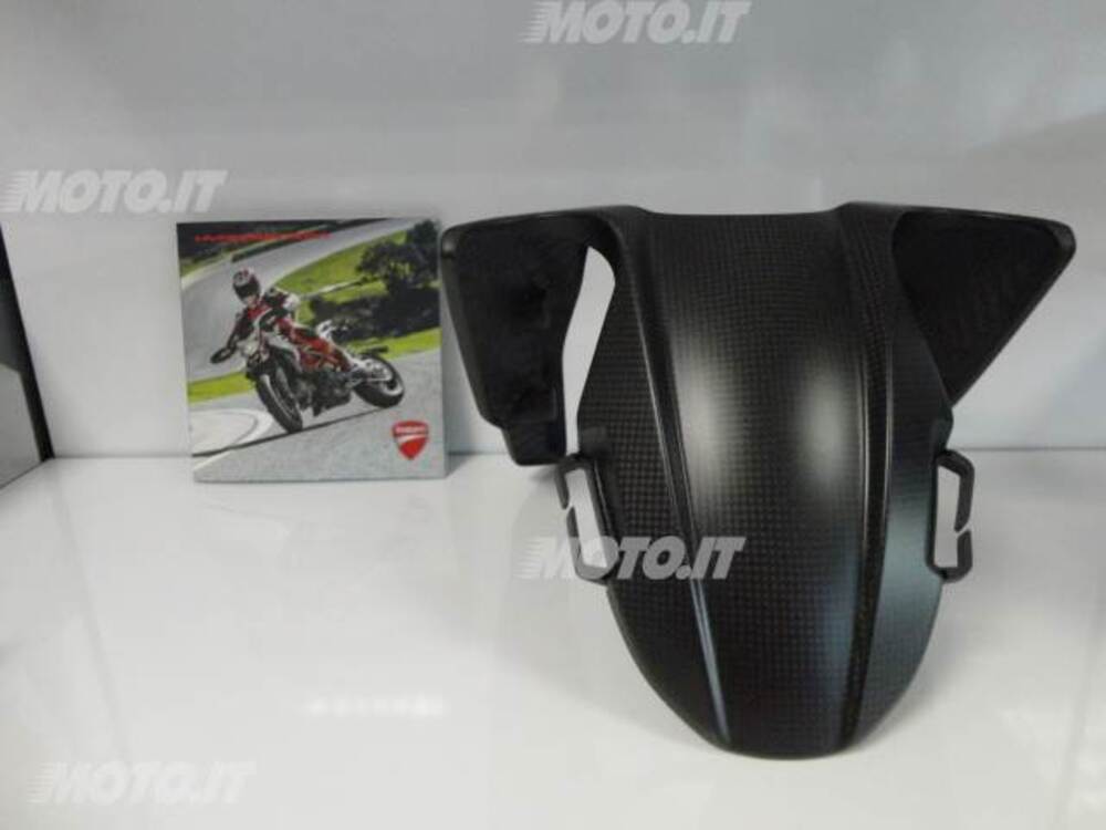 Paraf ant carbonio HYP Ducati