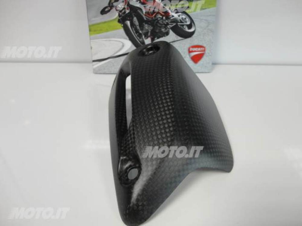 Paracalore carbonio Hypermotard Ducati Hyper 821 (2)