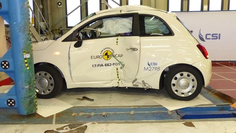 Scivolone Fiat 500 restyling: solo 3 stelle Euro NCAP