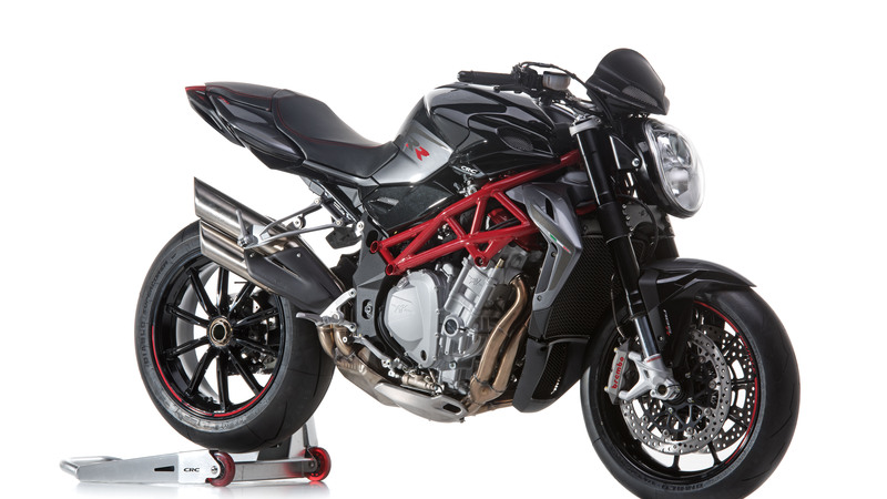 MV Agusta Brutale 1090 e 1090 RR 2015