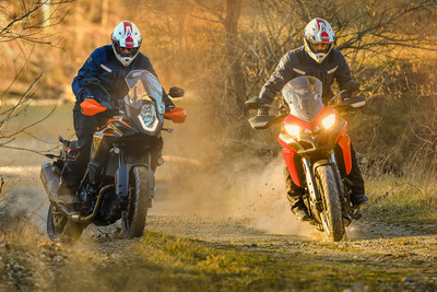 Ducati Multistrada 950 vs KTM 1090 Adventure. Comparativa maxienduro