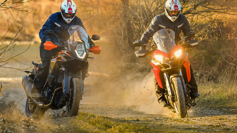 Ducati Multistrada 950 vs KTM 1090 Adventure. Comparativa maxienduro