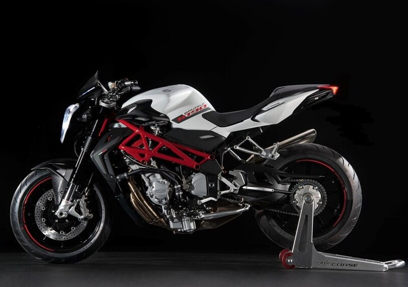 MV Agusta Brutale 1090 Brutale 1090 (2012 - 15) (9)