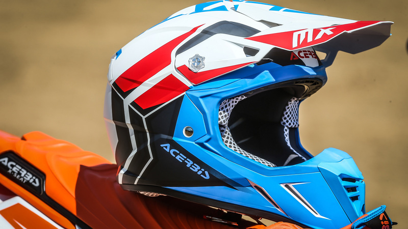 Acerbis: caschi Profile 3.0