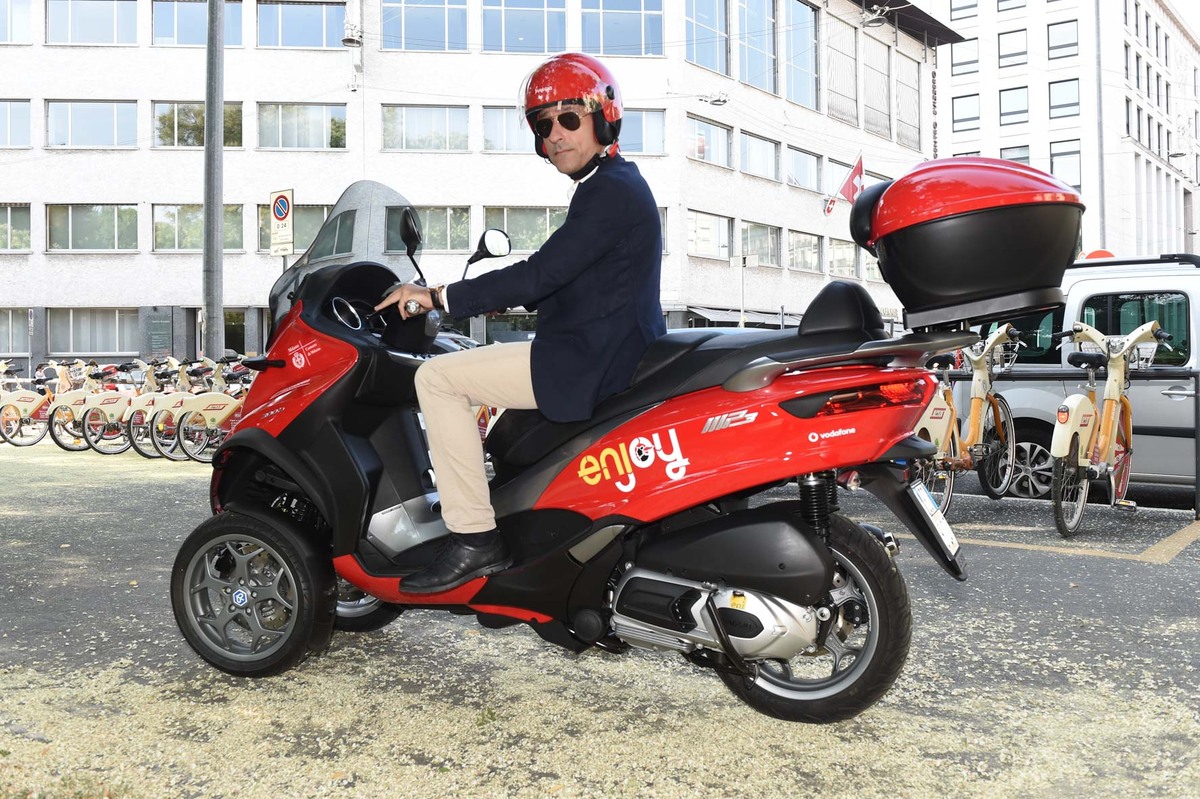 Motogp Trasporto Moto Con Trenitalia Scooter Sharing Enjoy, Da