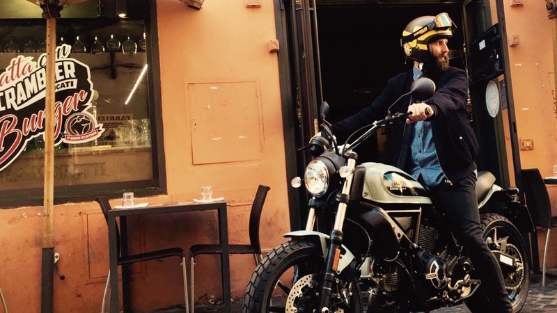 Ducati Roma: lo Scrambler lo trovi da T-Bone Station