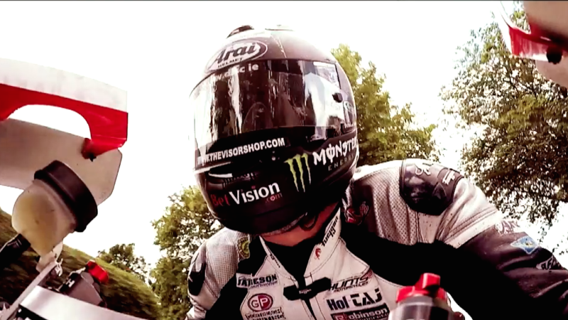 TT 2015, la cronaca in video