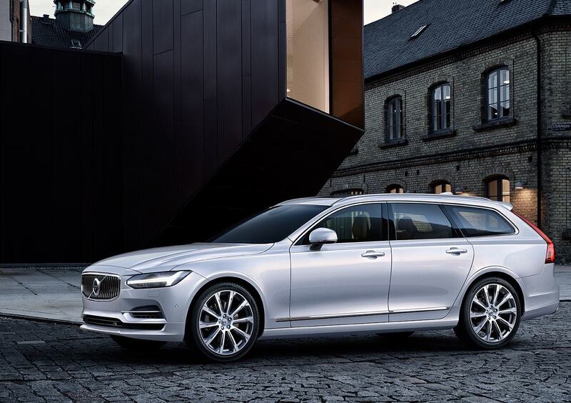 Volvo V90 da 590 euro al mese e 4 anni di assicurazione