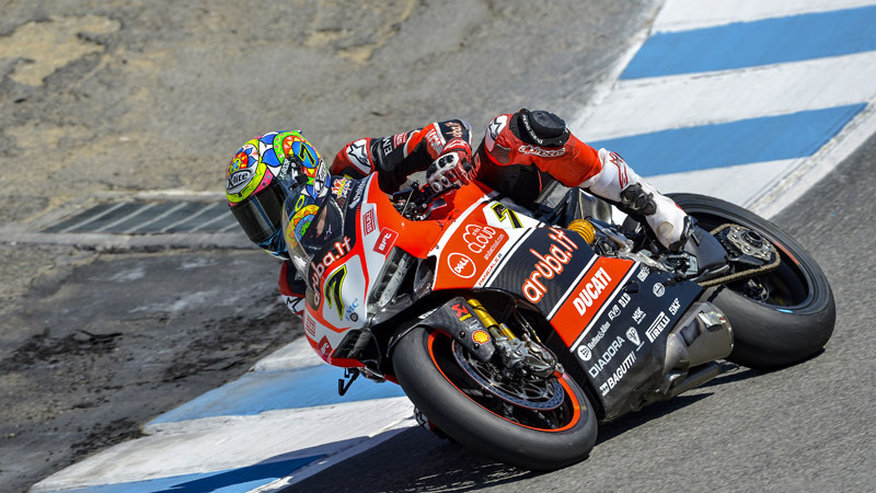 SBK 2015, Laguna Seca. Davies &egrave; il pi&ugrave; veloce nelle FP2