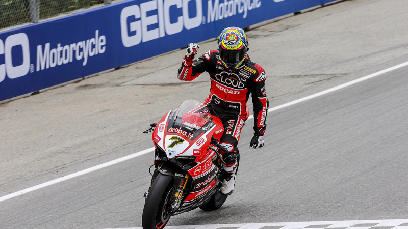 SBK 2015, Laguna Seca. Fantastica doppietta di Davies