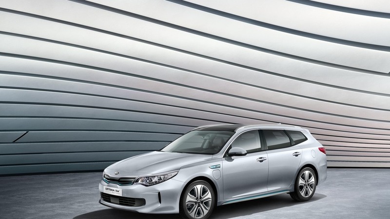 Kia Optima Sportswagon Plug-in Hybrid, arriva in autunno