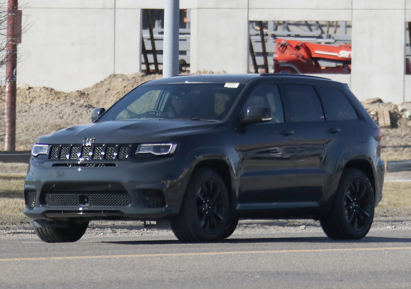 Jeep Grand Cherokee TrackHawk: prime foto senza veli