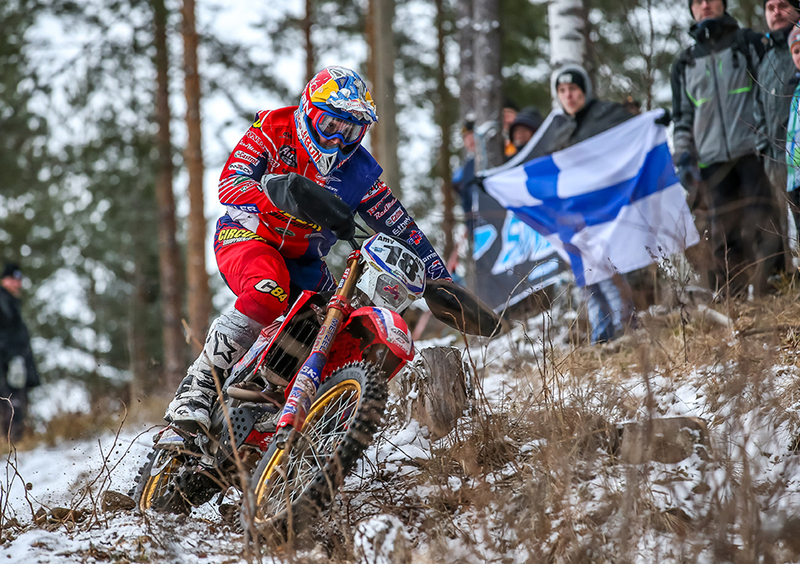 EnduroGP. Hellsten (Husqvarna) vince L&rsquo;EnduroGP, Remes (TM) &egrave; l&rsquo;eroe di Paitsi